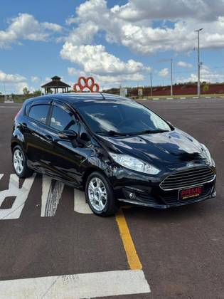 FORD FIESTA 1.6 SE HATCH 16V FLEX 4P POWERSHIFT